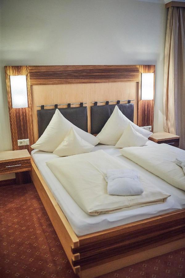 Hotel Hasenauer 4 Sterne Superior Saalbach-Hinterglemm Esterno foto