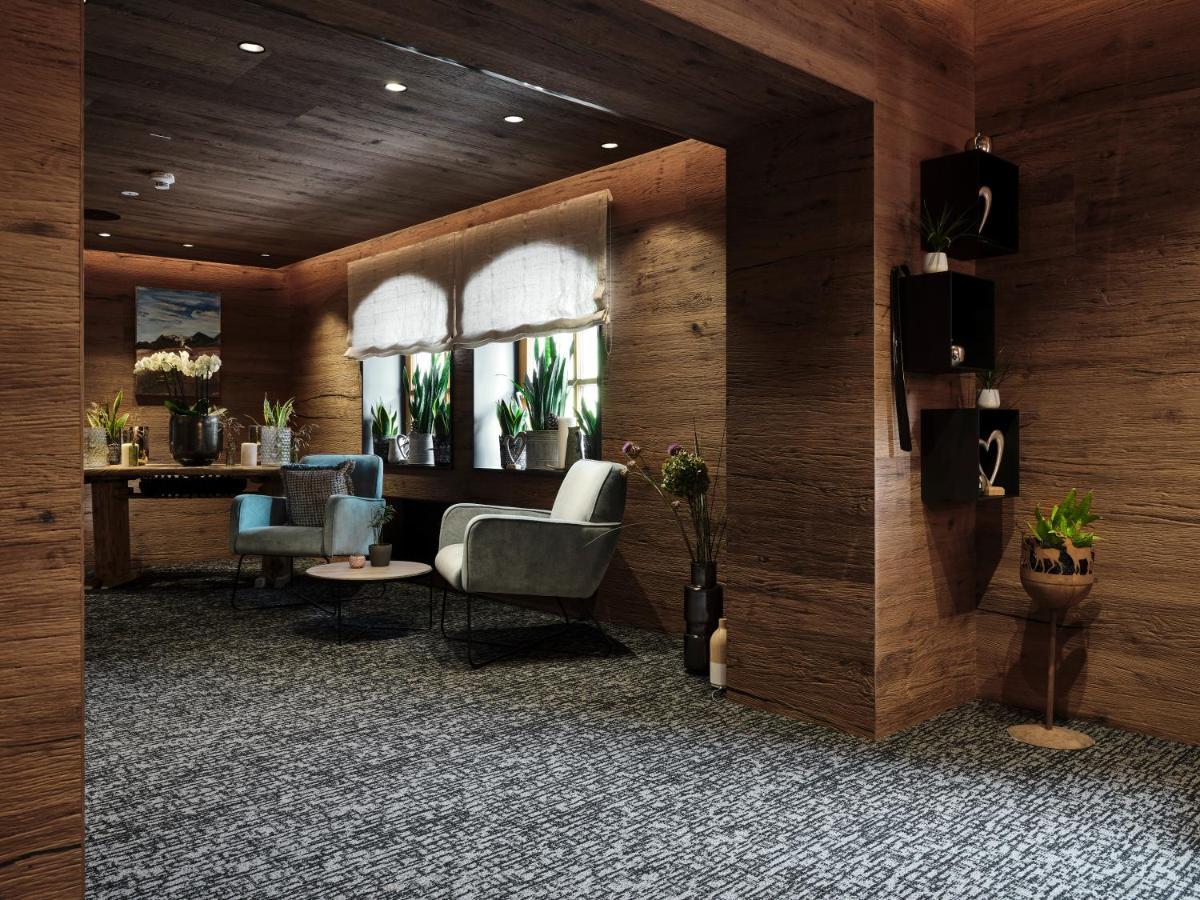 Hotel Hasenauer 4 Sterne Superior Saalbach-Hinterglemm Esterno foto